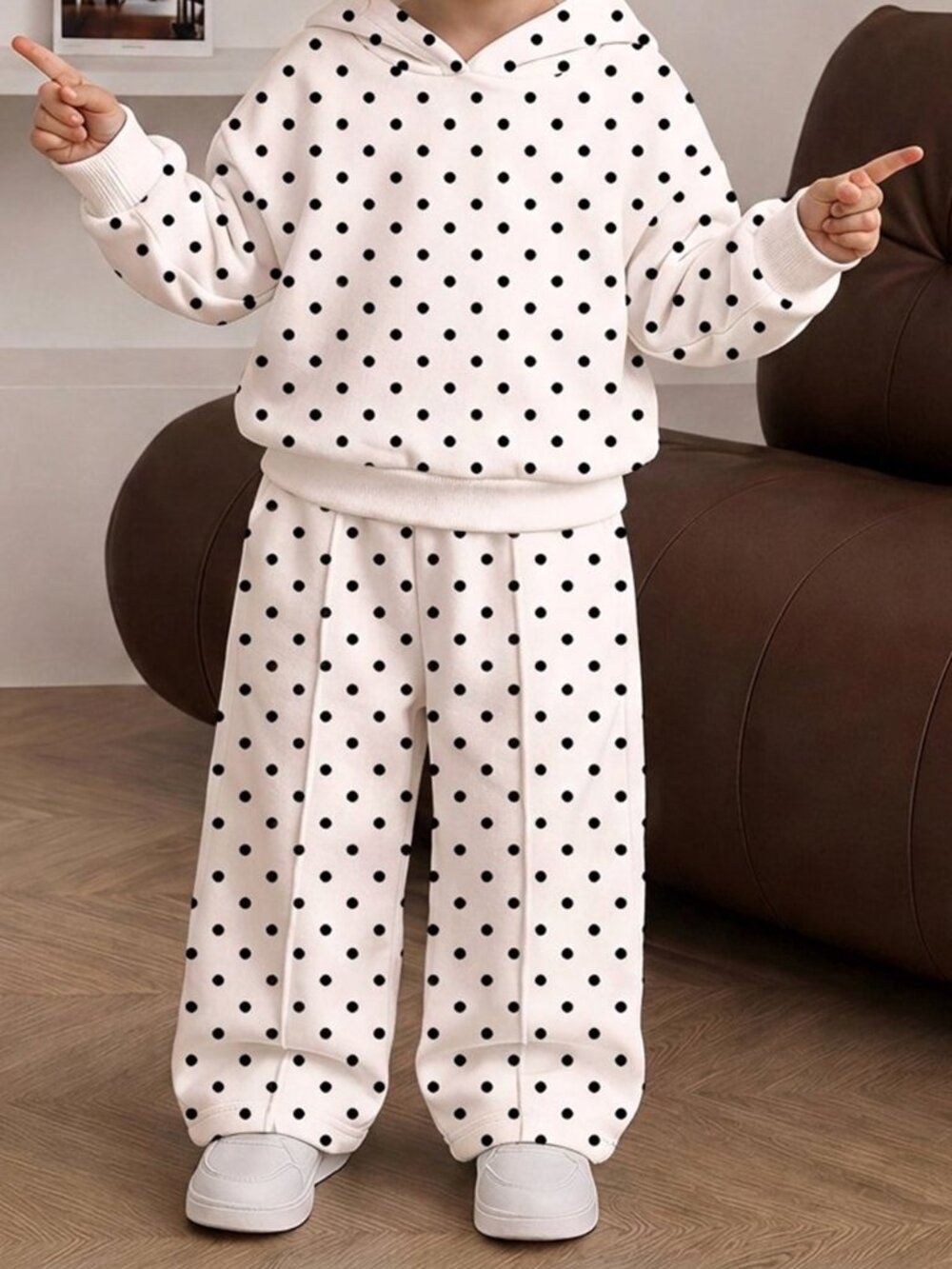 Multicolor Cute Girls' Polka Dot Hooded Drop Shoulder Sweatshirt & Pants Set